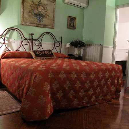 Guest House Arco Dei Tolomei Rome Exterior photo