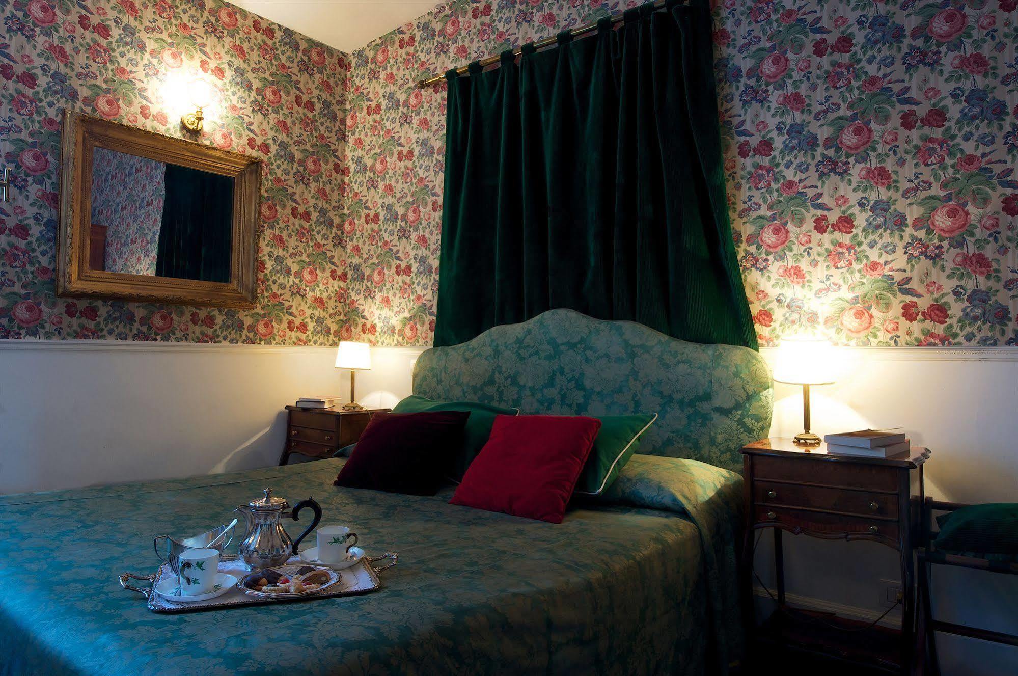 Guest House Arco Dei Tolomei Rome Exterior photo